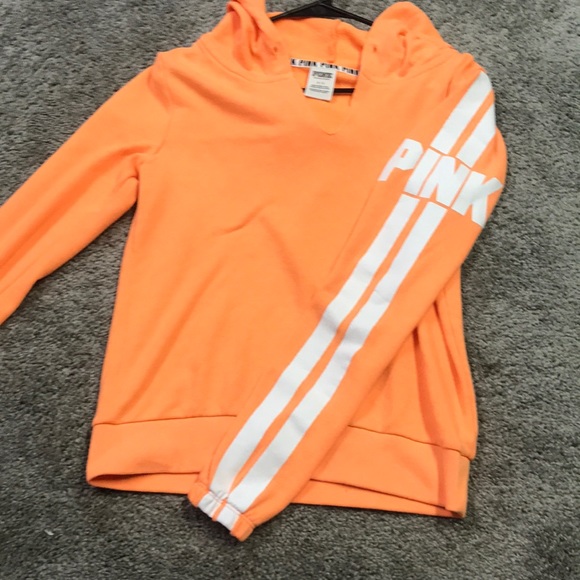 hoodie - Picture 1 of 3